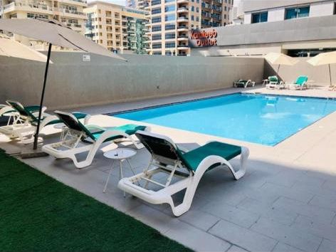 Bedspace for females separate wardrobes for everyone, Everyday cleaning, Pool ,good gym , Sona bath, steam bath .2 min walk only from metro for Rent In Dubai Marina